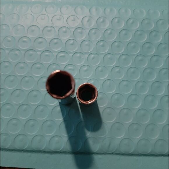 Vintage Lot 2 Craftsman 5/16" 6 Point 1/4" Drive Deep and Shallow Sockets - Picture 3 of 4